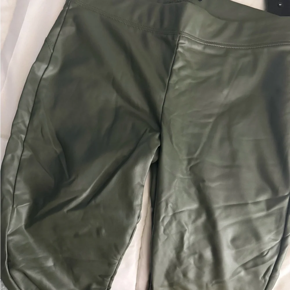 Fashion Nova Liliana Leather Leggings (olive) - Picture 5 of 6